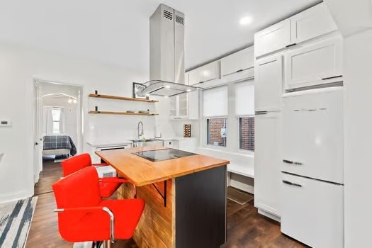 Kitchen - 4147 Haven St