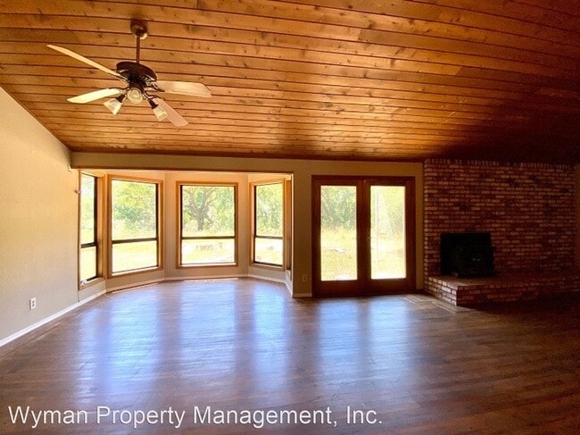 Building Photo - 3 br, 3.5 bath House - 1945 Silverado Trail