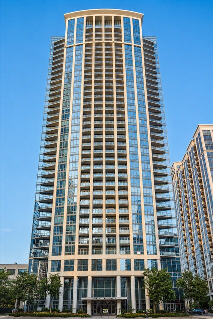 Building Photo - 1235 S Prairie Ave