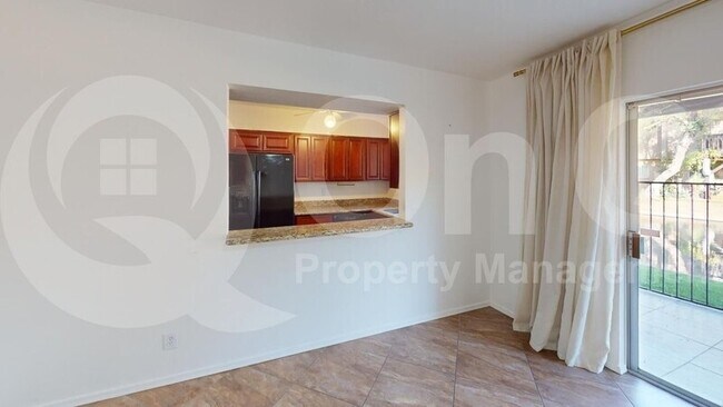 Foto del edificio - 2338 W Lindner Ave