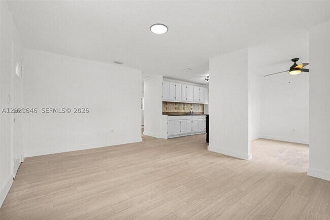 Building Photo - 151 NW 42nd St