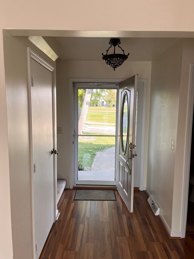 Foto del edificio - 1071 University Blvd