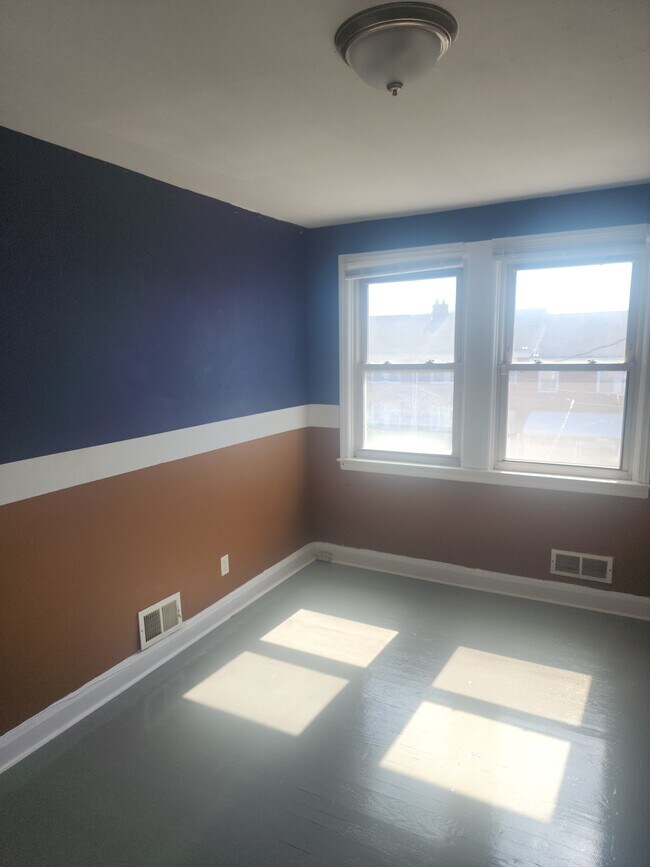 Foto del edificio - 1505 Medford Rd
