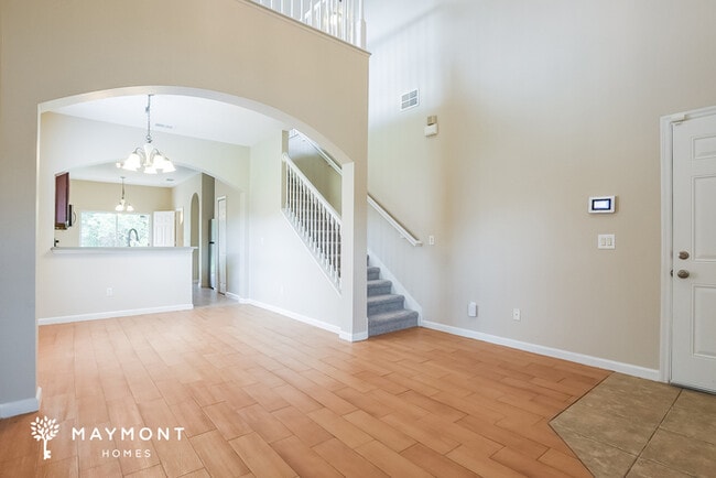 Foto del edificio - 16689 Cedar Crest Dr