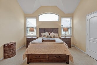Building Photo - 21 Cheswood Manor Drive