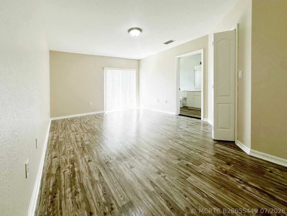 Building Photo - 3035 SW 129th Way