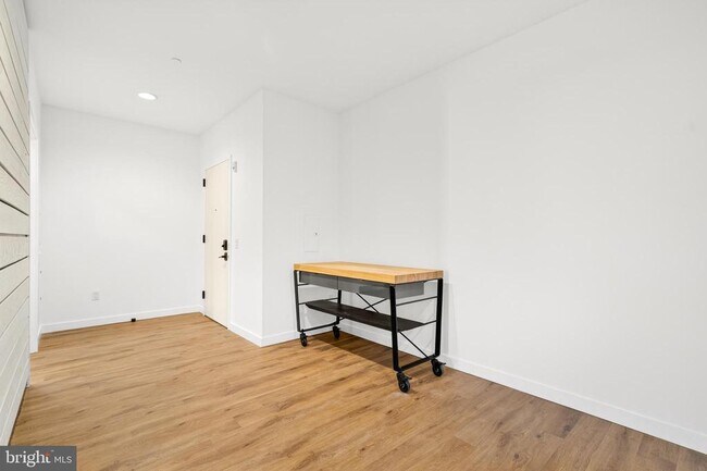 Foto del edificio - 57 N St NW