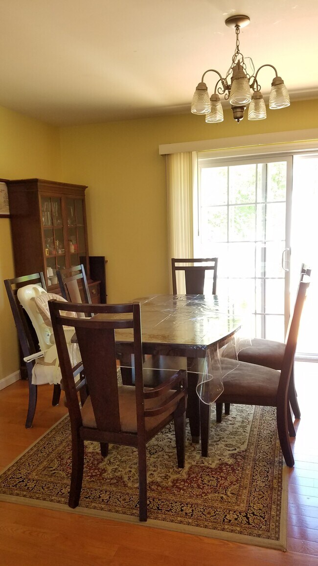 232 Roxbury Rd, Niantic, CT 06357 House Rental in Niantic, CT