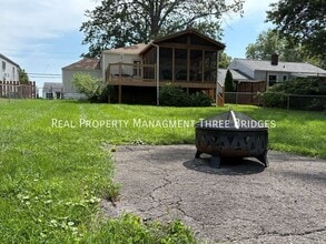 Building Photo - 10335 Lackland Rd