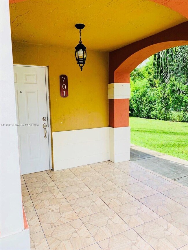 Foto del edificio - 15531 SW 133rd Pl