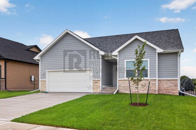 Foto del edificio - 8914 Hickory Dr