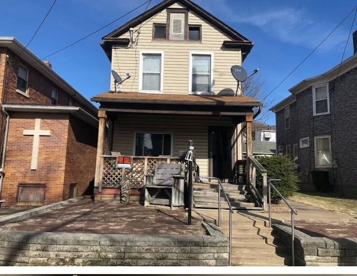 538 Melrose Ave, Ambridge, PA 15003 House Rental in Ambridge, PA