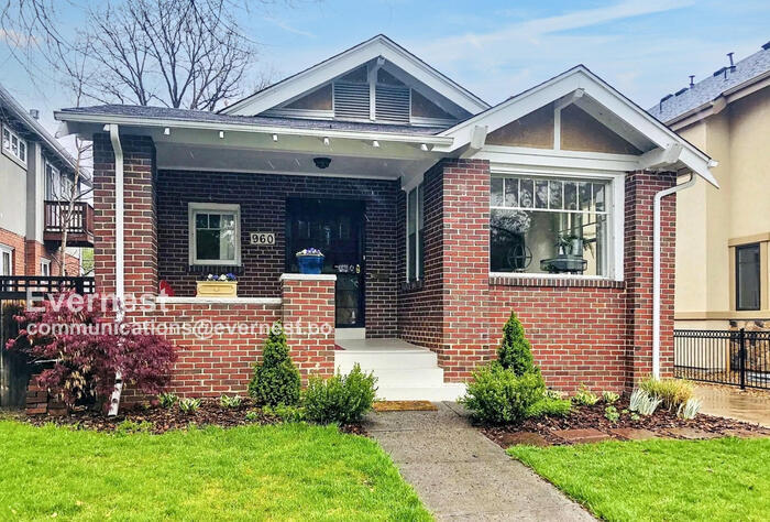 Foto principal - 960 S Gaylord St