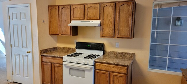 Building Photo - Gorgeous Flagstaff Home