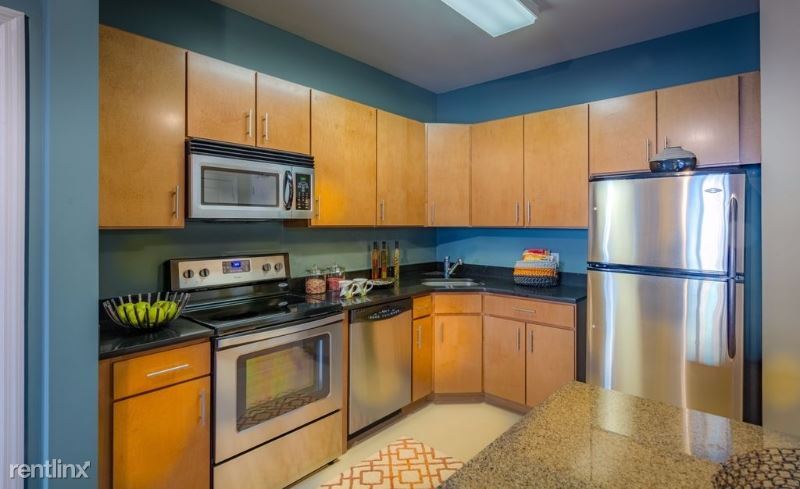 Foto principal - 45 Riverwalk Pl