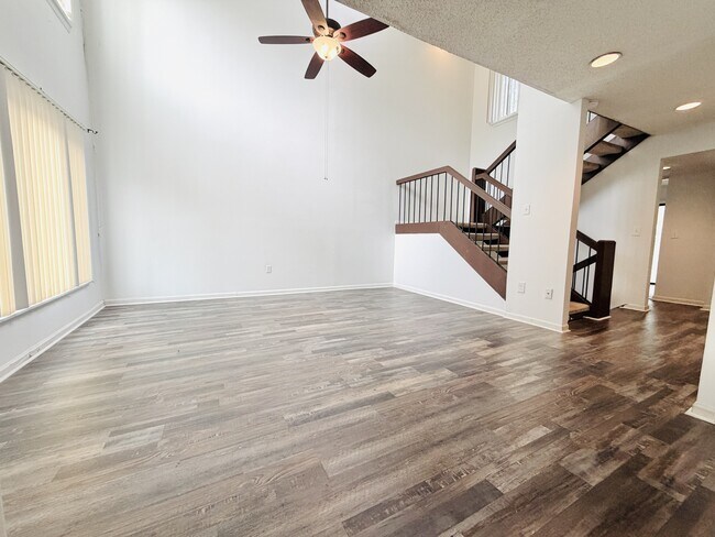 Building Photo - 2058 Watermark Pl