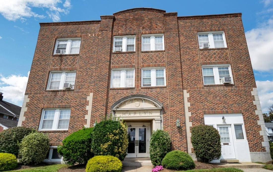 Primary Photo - Marlyn Apartments