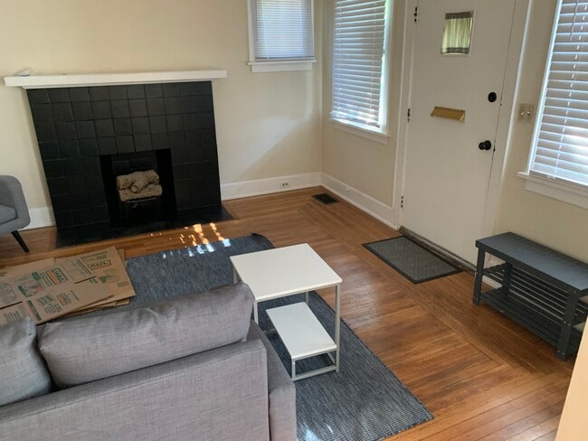 Living Room - 2848 Melrose Ave