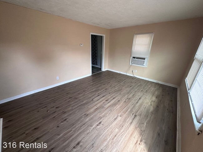 Building Photo - 2 br, 1 bath House - 1307 N Erie