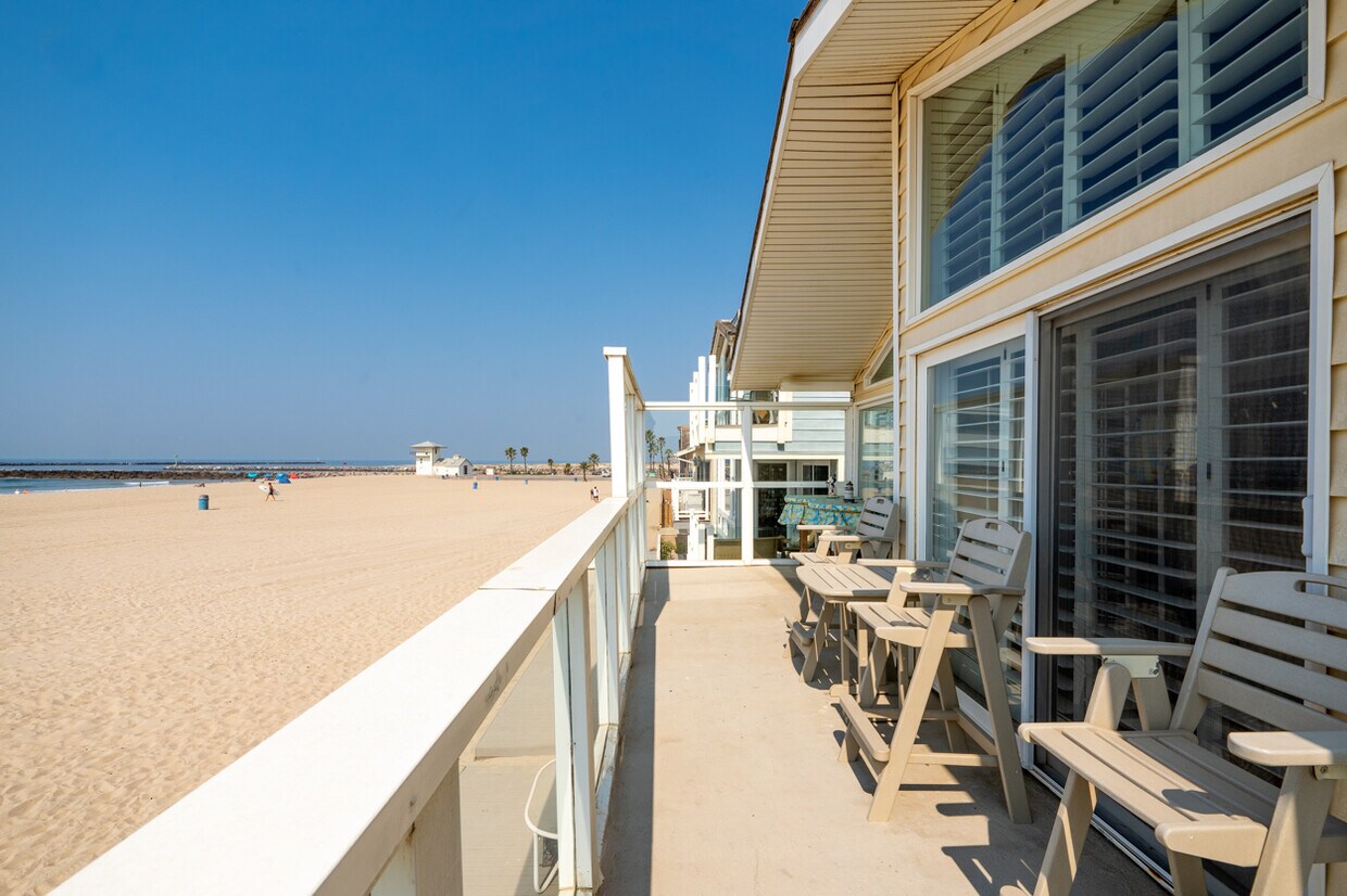 Foto principal - 2145 Ocean Dr
