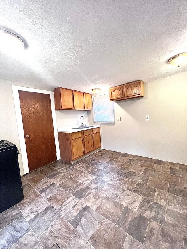 Building Photo - Cozy 1 bed 1 bath house $795.00