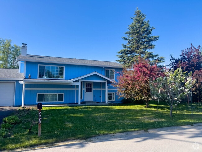 Building Photo - 2920 Wiley Post Ave