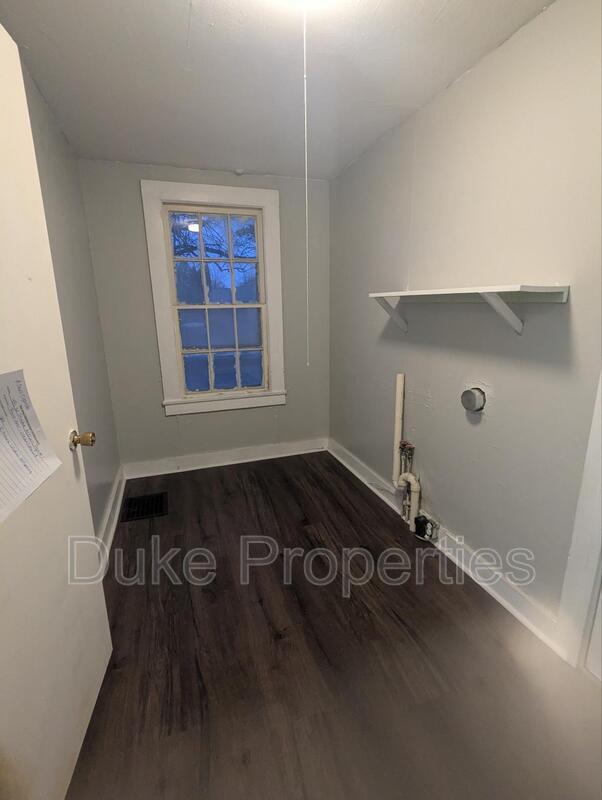 Building Photo - 431 W State St