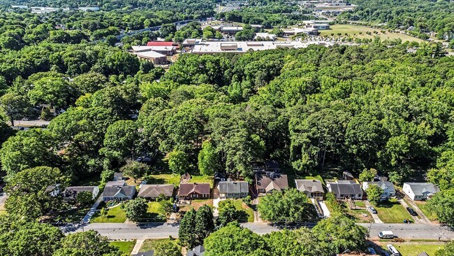 Foto del edificio - 490 Lynnhaven Dr SW