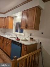 Building Photo - 16 Sherwood Ln