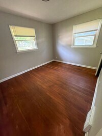 Beautiful 3 Bed 1 Bath For Rent!