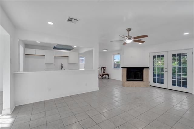 Foto del edificio - 4933 Savoie Ct