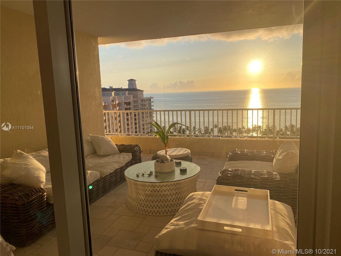 Foto principal - 785 Crandon Blvd