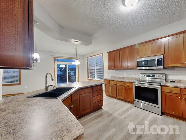 Foto del edificio - 2248 Longhorn Ln