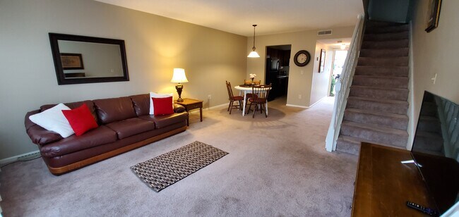 Den (not furnished) - 3914 Watermelon Rd