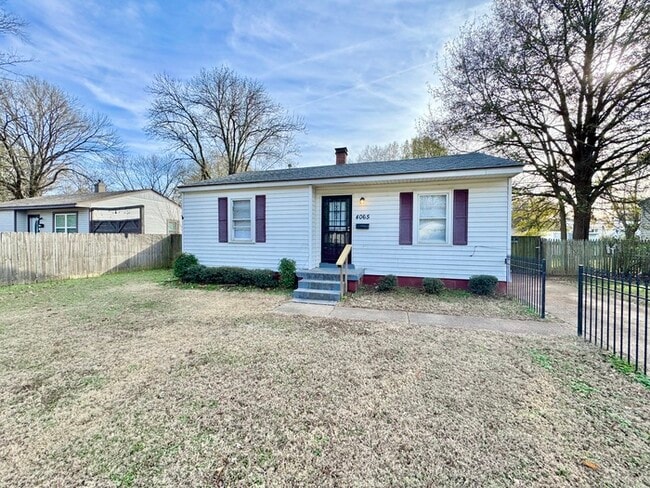 Building Photo - 4065 Westover Ave