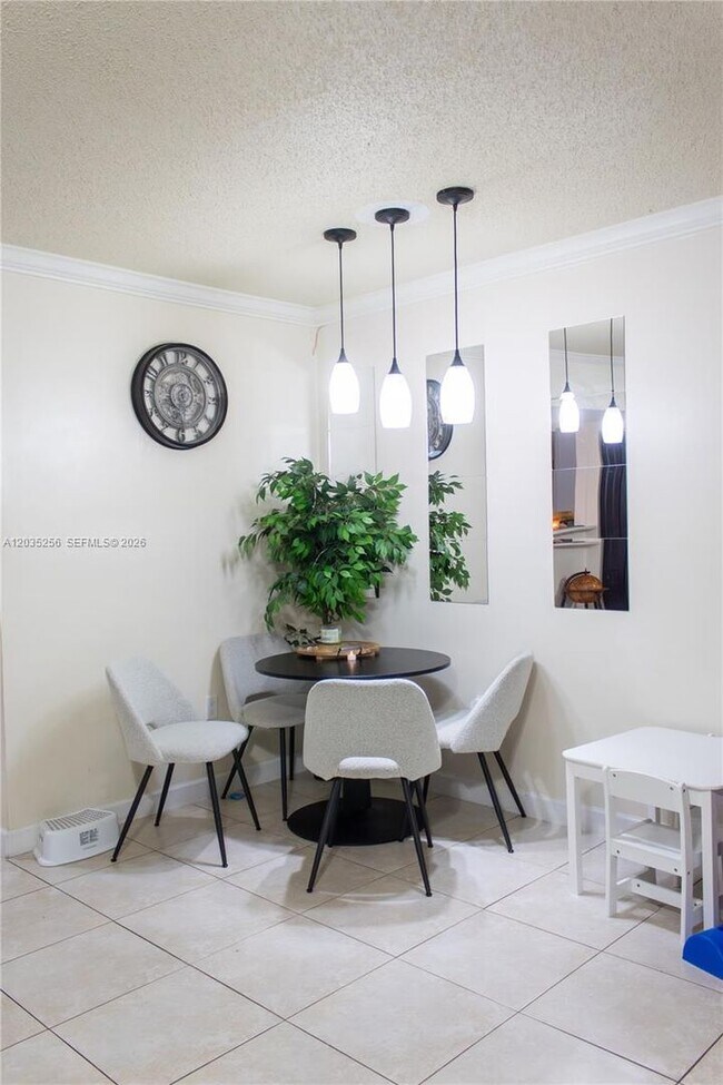 Foto del edificio - 7645 NW 38th Ct