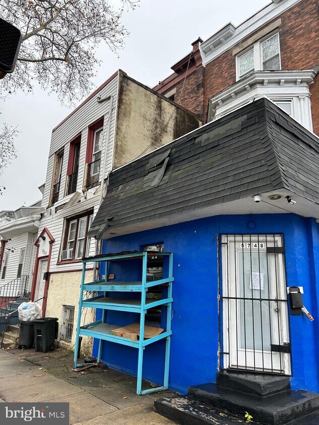 Foto principal - 5748 Chestnut St
