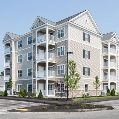 Building Photo - Village Green at Littleton