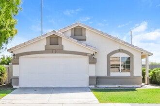Building Photo - 2717 S Ananea