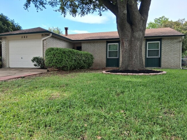 Building Photo - 563 Cumberland Dr