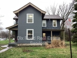 Building Photo - 335 Watervliet Ave