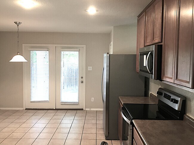 Building Photo - 10123 Del Lago Ct