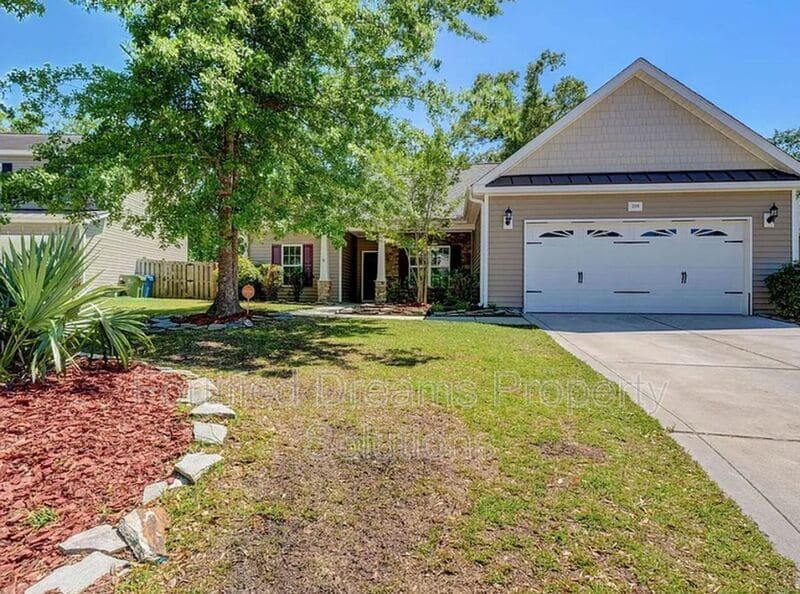 Primary Photo - 209 Peggy's Trce