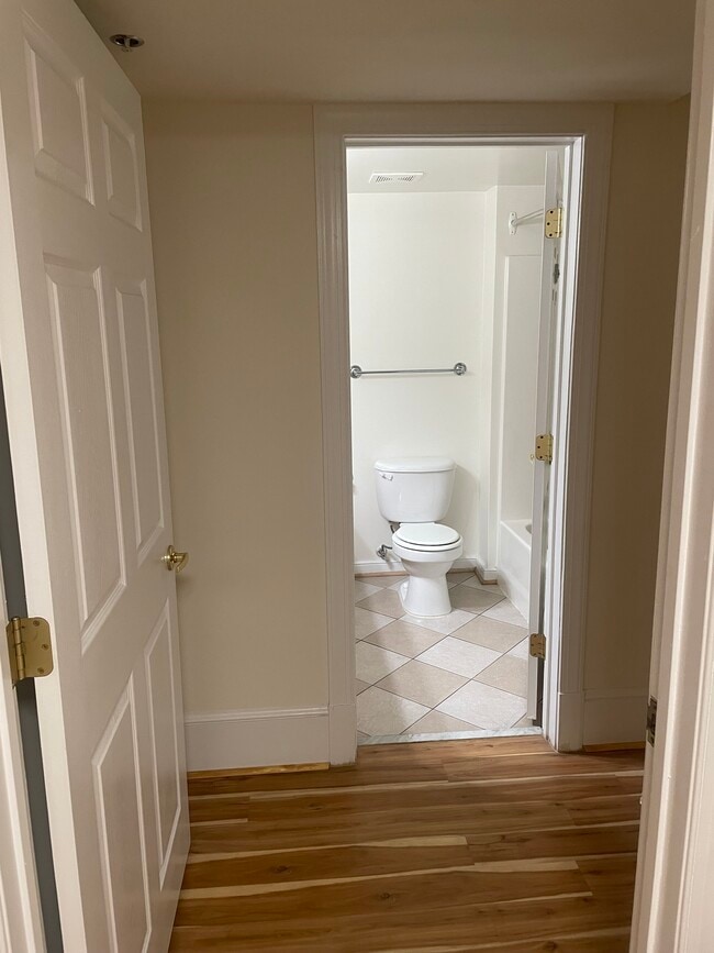 Building Photo - Warder Mansion