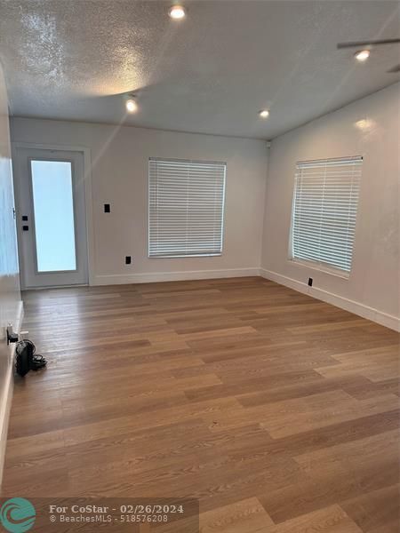 Foto del edificio - 1021 NW 5th Ct