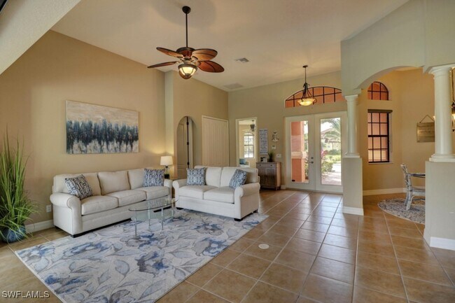 Foto del edificio - 3525 Surfside Blvd