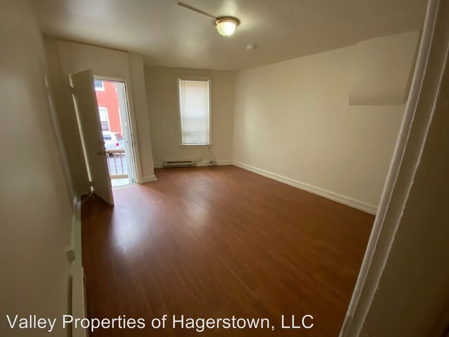 Foto del edificio - 319-323 S Locust St