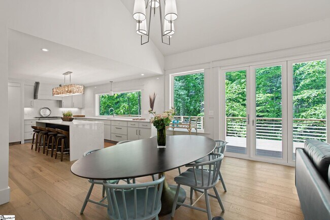 Foto del edificio - 16 Brookside Way