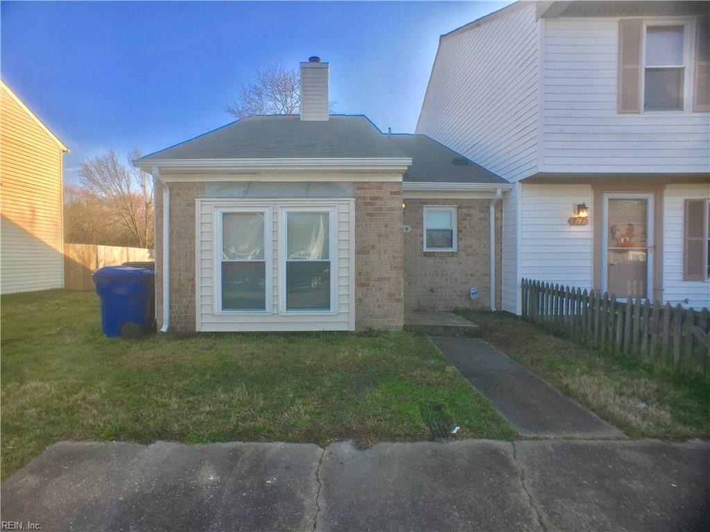 Foto principal - 715 Wolftrap Ln