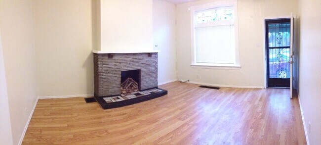 Foto del edificio - 5135 Carnegie St